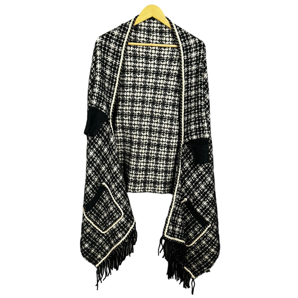 Odiva Womens Shawl Cape One Size Fits Most Black & White Old Money Classic NWT